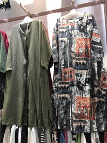 图 北京外贸服装批发市场便宜服装尾货市场库存男女地摊甩货纯棉短袖 北京服装 鞋帽 箱包